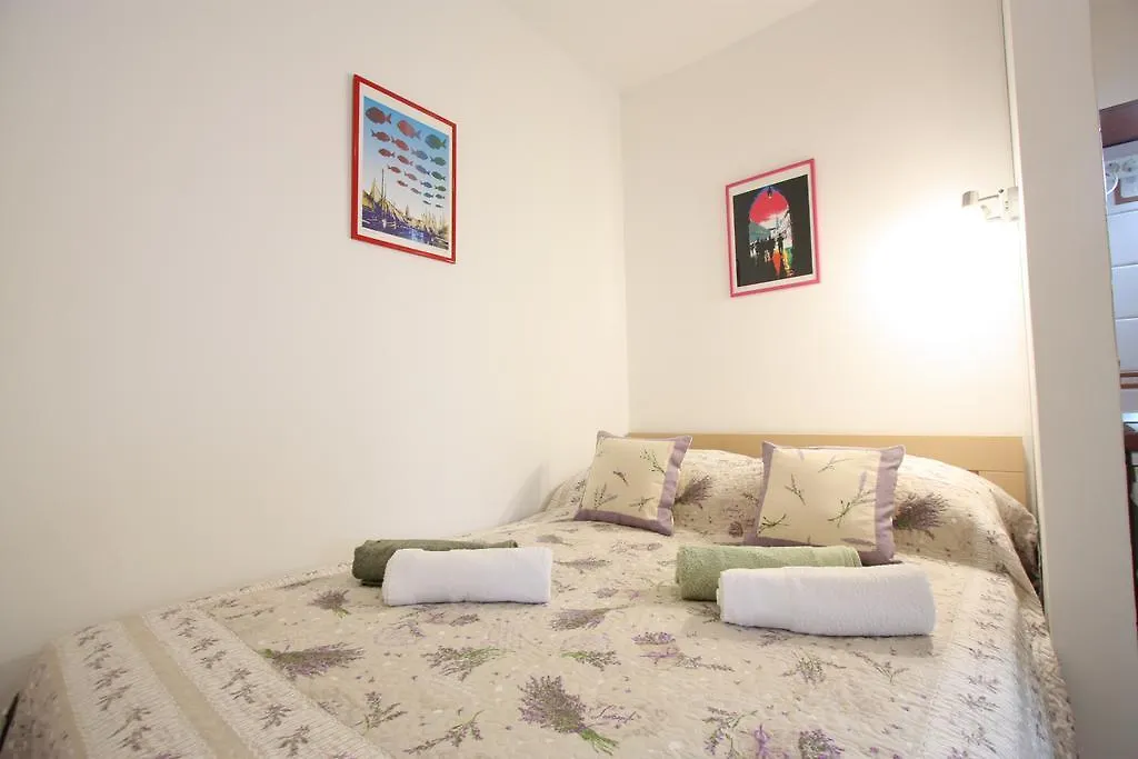 Studio Eden Apartment Split 0*,
