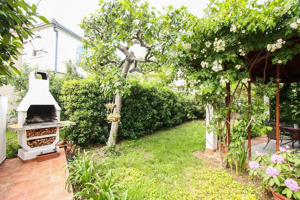 Studio Eden Apartment Split